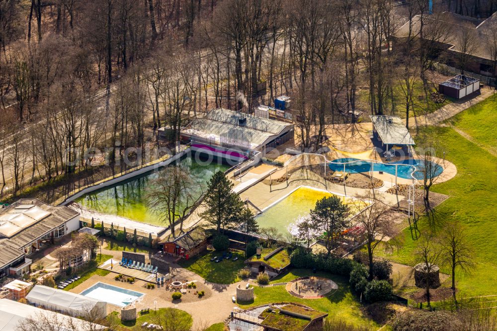 Rothebusch from above - Indoor swimming pool and swimming pool of the swimming pool Solbad Vonderort in Rothebusch at Ruhrgebiet in North Rhine-Westphalia