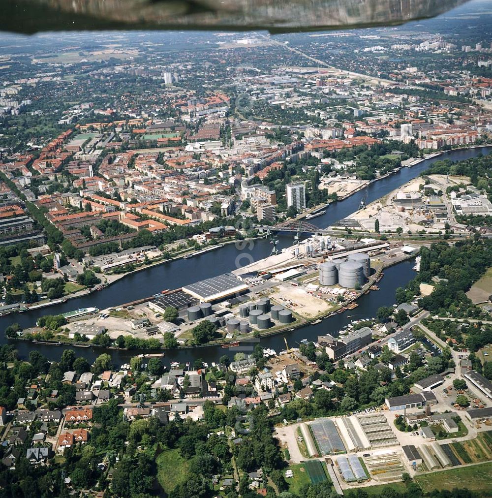 Aerial image Berlin - Spandau - Südhafen der BEHALA.