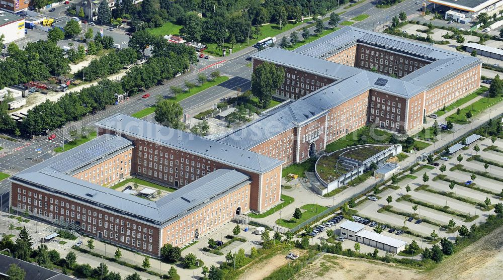 Nürnberg from above - Blick auf das Gebäude der Südkaserne. Das Gebäude wurde 1938 als SS-KAserne für das Reichsparteitagsgelände gebaut und danach von der US-Armee unter dem Namen Merrell Barracks genutzt. Heute ist hier der Sitz des Bundesamts für Migration und Flüchtlinge sowie einer Zweigstelle des UNHCR. View of the building of the Sudkaserne. It was built in 1938 as aa SS barracks for the Nazi Party Rally Grounds and then used by the U.S. Army under the name Merrell Barracks. Today it houses the Federal Office for Migration and Refugees and as well a branch office of the UNHCR.