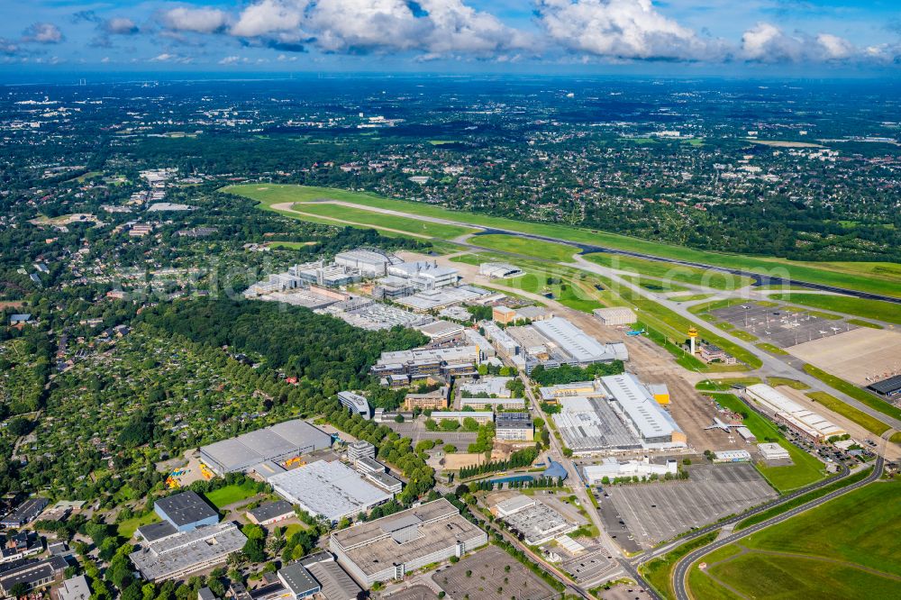 Aerial photograph Hamburg - Industrial estate and company settlement Flughafen Fuhlsbuettel in Hamburg, Germany