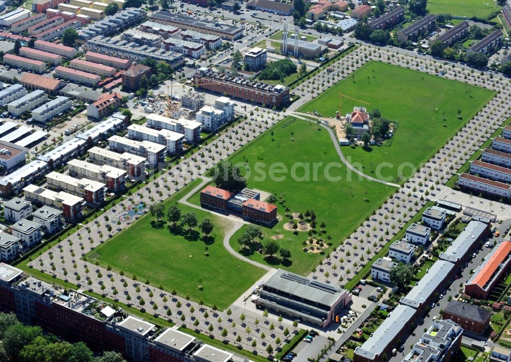 Fürth from the bird's eye view: View of the Südstadtpark Fuerth in the state Bavaria