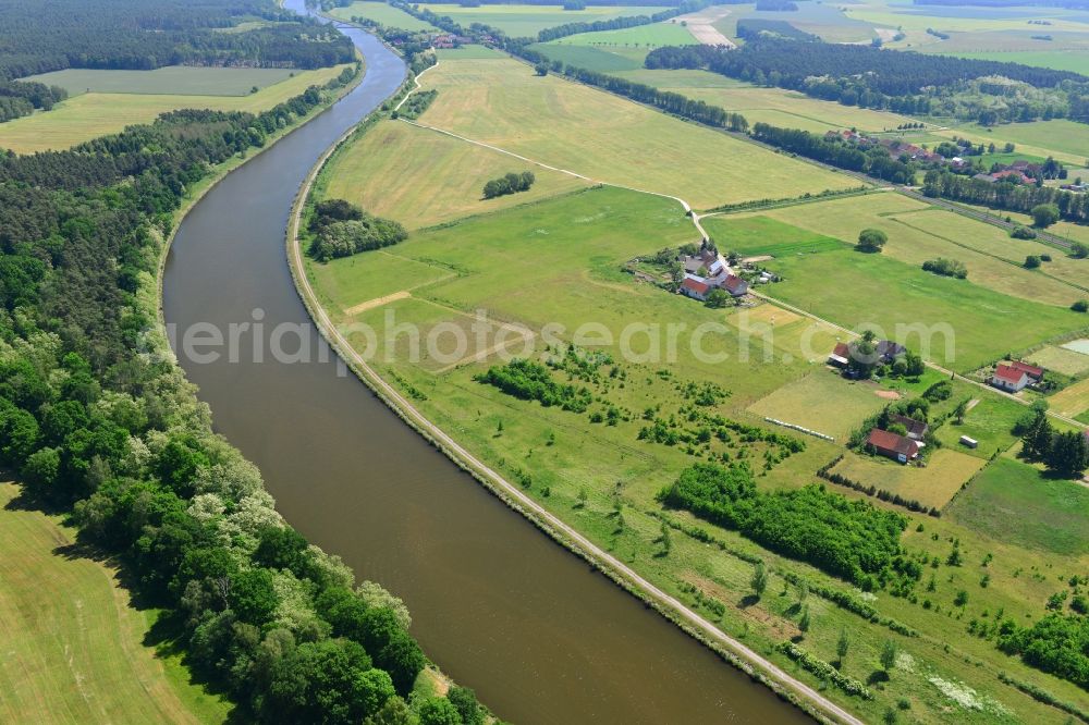 Kade OT Kader Schleuse from the bird's eye view: South riverside of the Elbe-Havel-Canel between Bliecke and Kade in the state Saxony-Anhalt