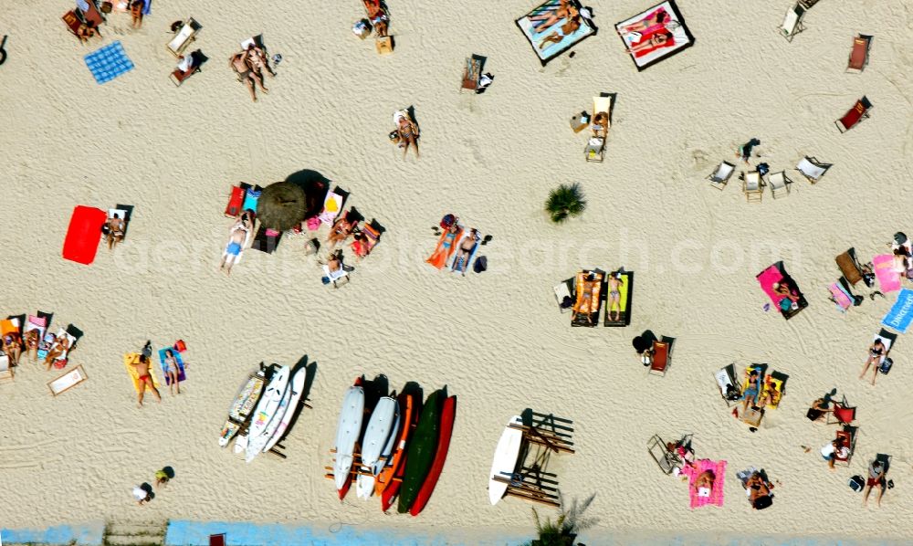 Aerial image Essen Bredeney - Seaside Beach Baldeney outdoor pool on the Baldeneysee in the district Bredeney in Essen in North Rhine-Westphalia