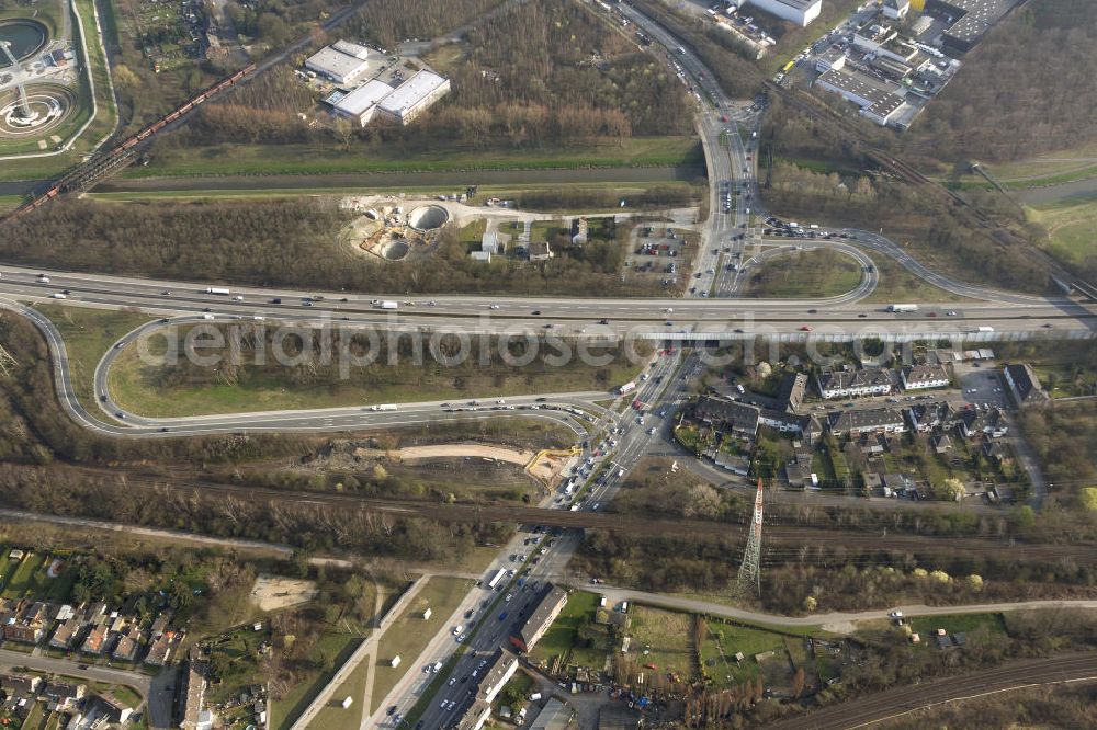 Aerial image BOCHUM OT Stahlhausen - Bochum - Stahlhausen 22/03/2012 BOCHUM OT Stahlhausen 22/03/2012 View of the six-lane extension of the A40 between junctions Gelsenkirchen and Bochum-Stahlhausen. As part of the expansion sites created several new bridges