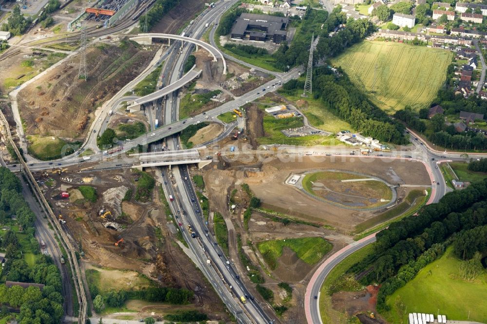 Aerial photograph Bochum OT Stahlhausen - Bochum - Stahlhausen 22/03/2012 BOCHUM OT Stahlhausen 22/03/2012 View of the six-lane extension of the A40 between junctions Gelsenkirchen and Bochum-Stahlhausen. As part of the expansion sites created several new bridges