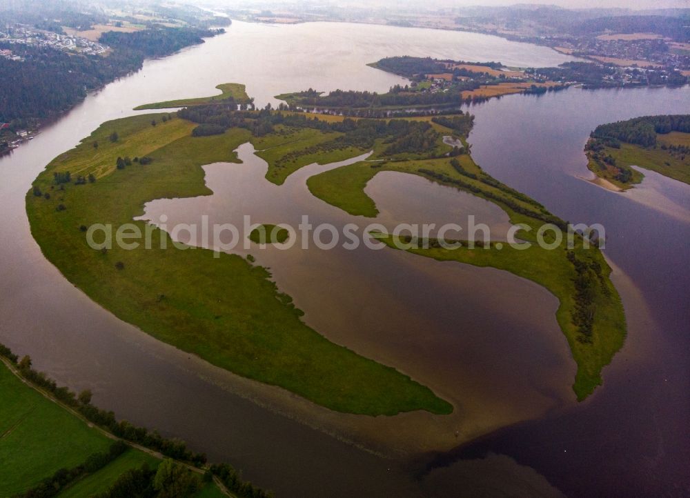 Smestad from above - Lake Island Fautoya in Smestad - Oyeren in Viken, Norway