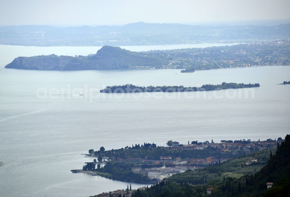 Aerial photograph Isola del Garda - Lake Island on the Gardasee in Isola del Garda in Lombardei, Italy