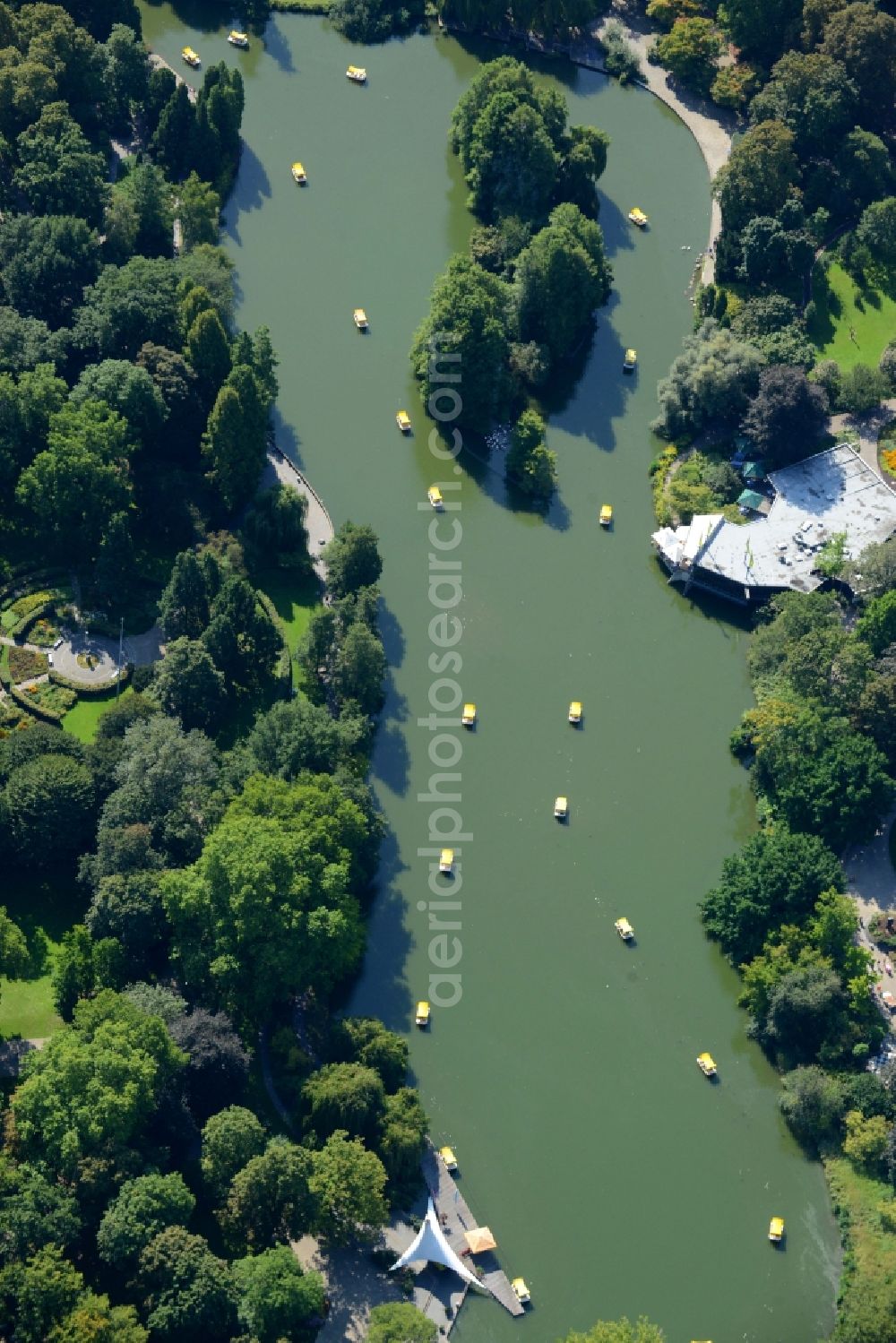 Mannheim from above - Sea Island on the Kutzerweiher in Mannheim in the state Baden-Wuerttemberg