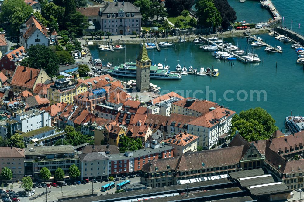 Lindau (Bodensee) from the bird's eye view: Lake Island Lindau in Lindau (Bodensee) at Bodensee in the state Bavaria, Germany