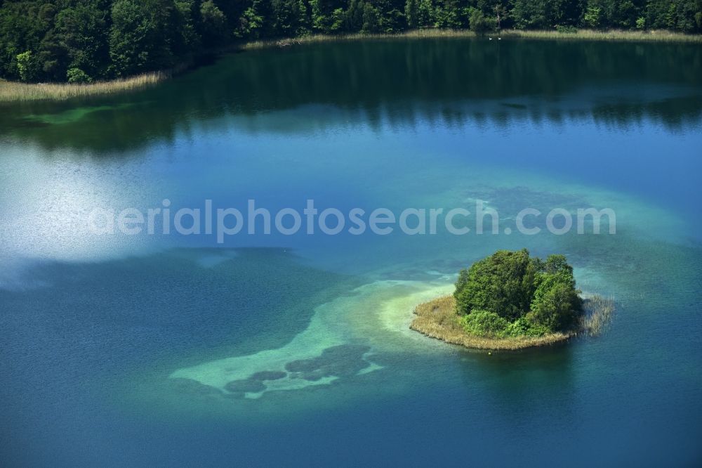 Aerial image Heimland - Lake Island on the See Grosser Wummsee in Heimland in the state Brandenburg