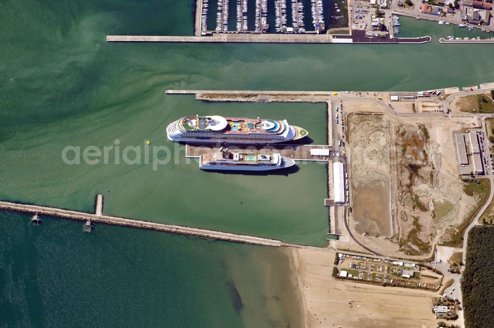 Aerial photograph Ravenna - View of the seaside resort Marina di Ravenna of the city Ravenna in the homonymous province in Italy