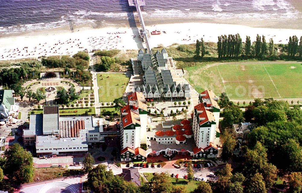 Heringsdorf/ Usedom from above - Seebrücke mit neuer Rehaklinik in Heringsdorf.