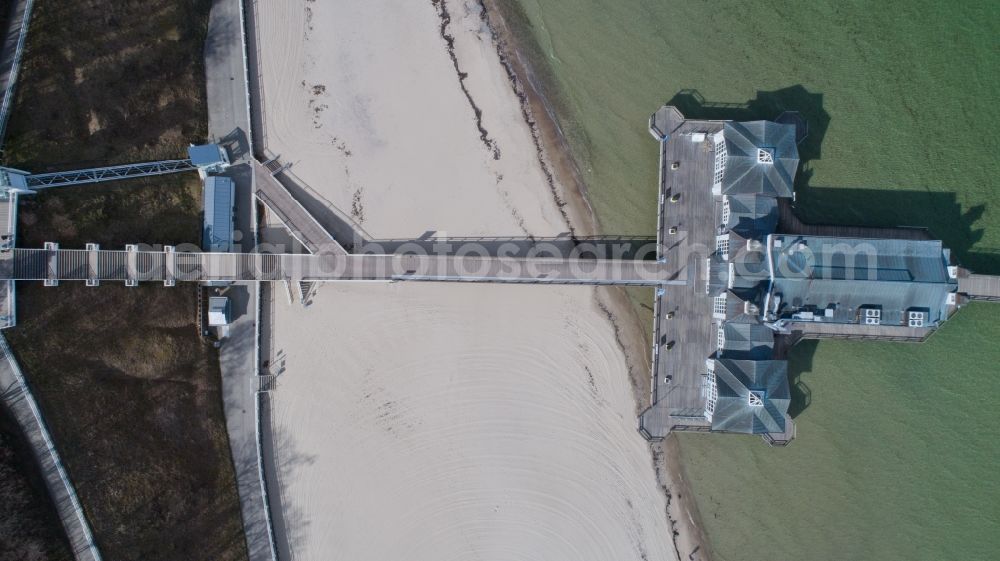 Aerial image Sellin - Construction of the pier above the water surface in Sellin on the Baltic Sea coast in the state of Mecklenburg-West Pomerania, Germany