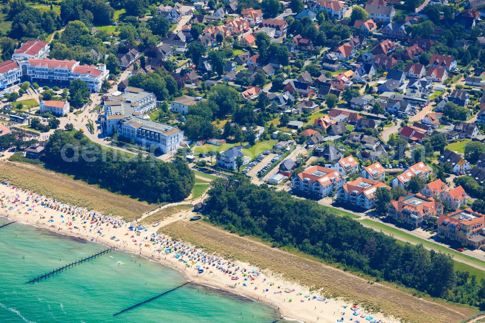 Zingst from above - Lake - bridge construction on the sandy beach of the Baltic Sea on street Seebruecke Zingst in Zingst at the baltic sea coast in the state Mecklenburg - Western Pomerania, Germany