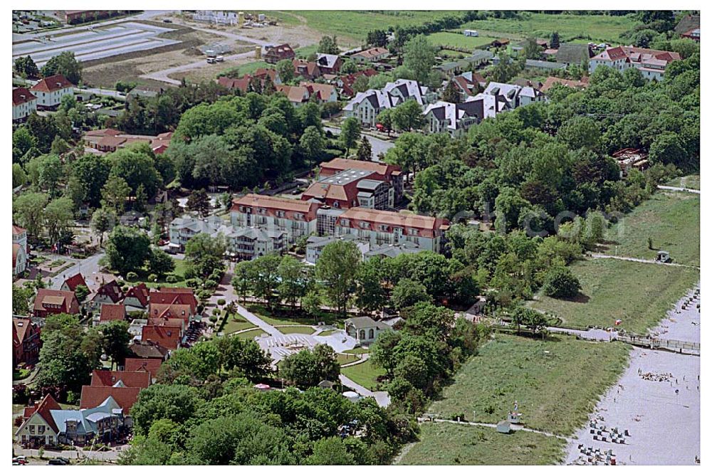 Ostseebad Boltenhagen from above - 08.06.2004 Ostseebad Boltenhagen Seehotel GROSSHERZOG von MECKLENBURG an der Seebrücke in der Ostseeallee 1,23946 Ostseebad Boltenhagen,Tel.: 038825/ 50-0,Fax: 038825/ 50-500,FREE CALL: 0800/ 7 35 9999, e-Mail:info@seehotel-boltenhagen.de Achim Walder: http://