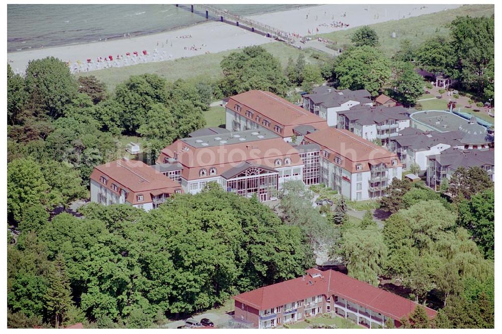 Aerial image Ostseebad Boltenhagen - 08.06.2004 Ostseebad Boltenhagen Seehotel GROSSHERZOG von MECKLENBURG an der Seebrücke in der Ostseeallee 1,23946 Ostseebad Boltenhagen,Tel.: 038825/ 50-0,Fax: 038825/ 50-500,FREE CALL: 0800/ 7 35 9999, e-Mail:info@seehotel-boltenhagen.de Achim Walder: http://