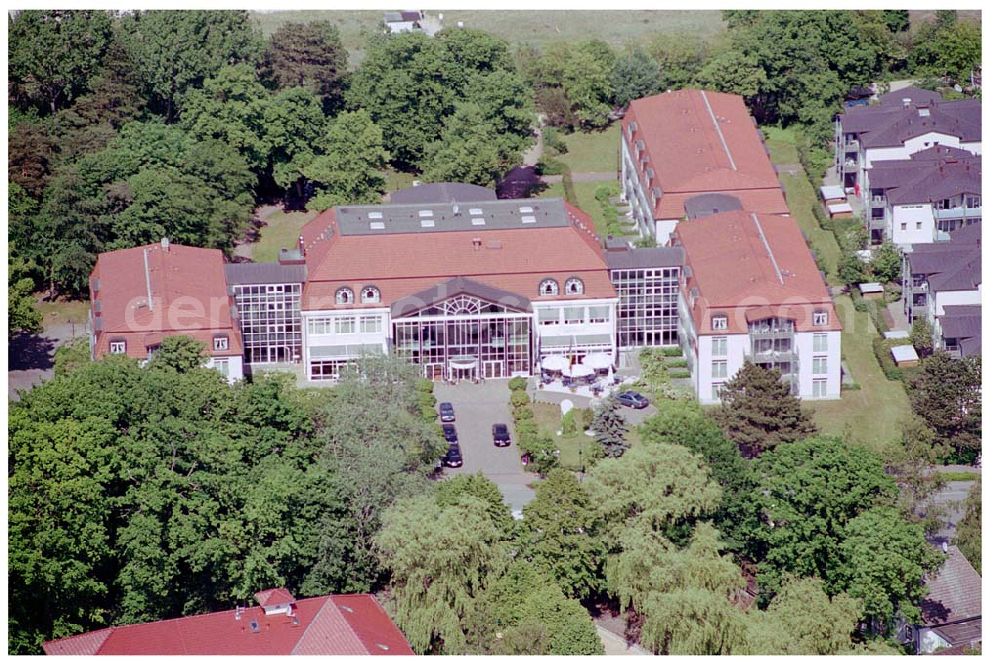 Aerial image Ostseebad Boltenhagen - 08.06.2004 Ostseebad Boltenhagen Seehotel GROSSHERZOG von MECKLENBURG an der Seebrücke in der Ostseeallee 1,23946 Ostseebad Boltenhagen,Tel.: 038825/ 50-0,Fax: 038825/ 50-500,FREE CALL: 0800/ 7 35 9999, e-Mail:info@seehotel-boltenhagen.de Achim Walder: http://