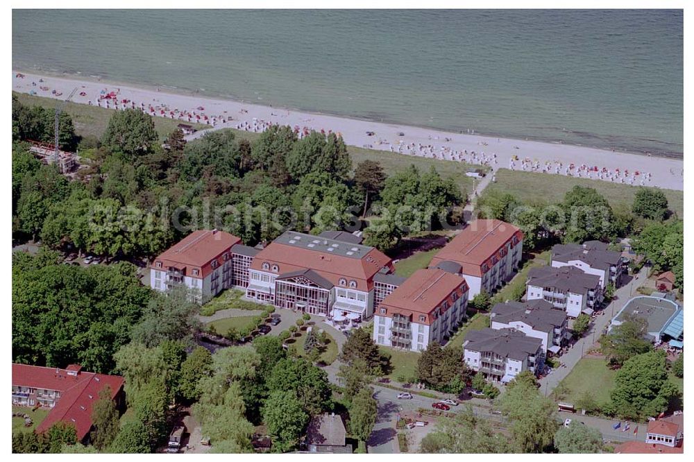 Ostseebad Boltenhagen from above - 08.06.2004 Ostseebad Boltenhagen Seehotel GROSSHERZOG von MECKLENBURG an der Seebrücke in der Ostseeallee 1,23946 Ostseebad Boltenhagen,Tel.: 038825/ 50-0,Fax: 038825/ 50-500,FREE CALL: 0800/ 7 35 9999, e-Mail:info@seehotel-boltenhagen.de Achim Walder: http://