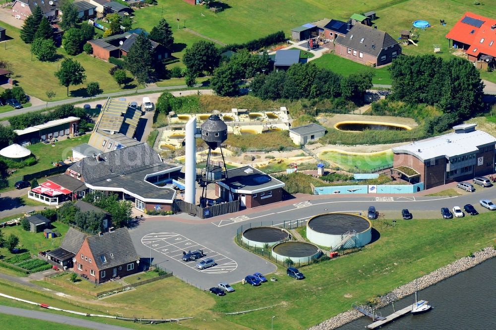 Aerial photograph Friedrichskoog - Animal wildlife protection station of Seehundstation Friedrichskoog e.V. An der Seeschleuse in Friedrichskoog in the state Schleswig-Holstein