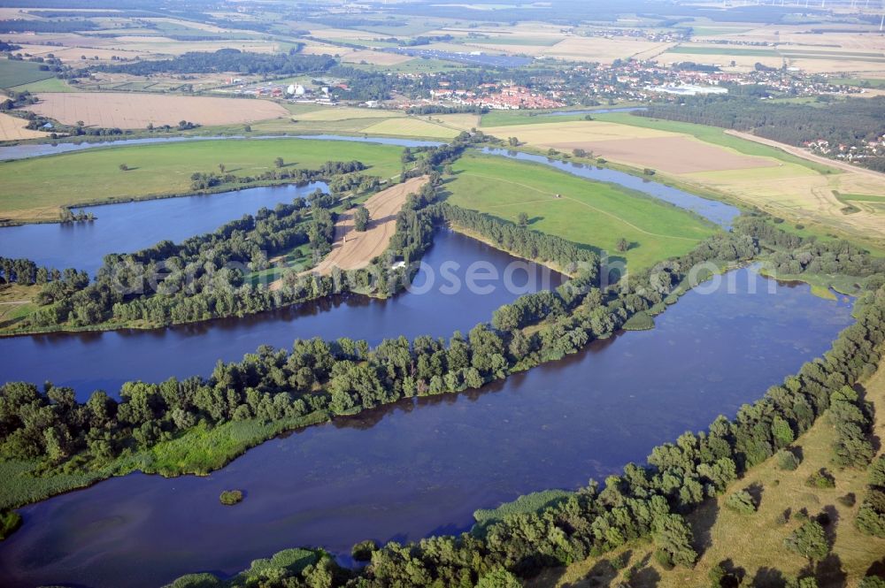 Lostau from the bird's eye view: View of a seascape in the nature preserve Zuwachs-Külzauer Forst in the state Saxony-Anhalt. Further up the district Gerwisch