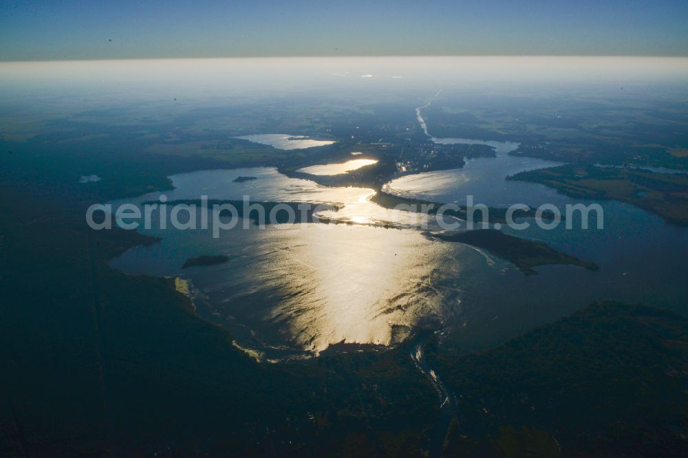 Aerial photograph Wilhelmsdorf - Waterfront landscape on the lake Breitlingsee with Moeserscher See and Plauer See in Wilhelmsdorf in the state Brandenburg, Germany