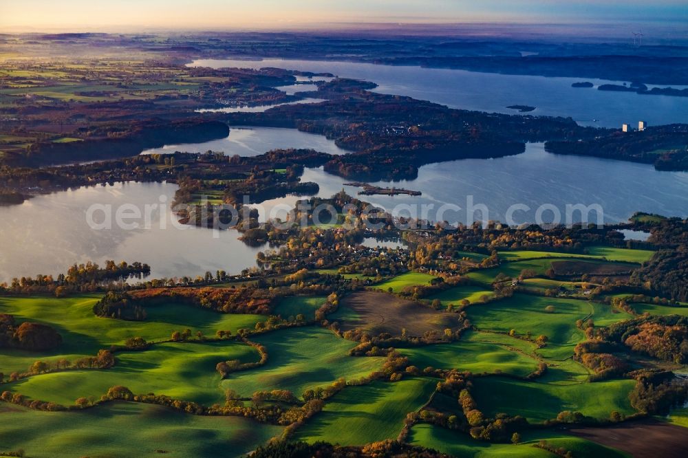 Malente from the bird's eye view: Waterfront landscape on the lake Ploener sees in Malente in the Holsteinische Schweiz in the state Schleswig-Holstein, Germany