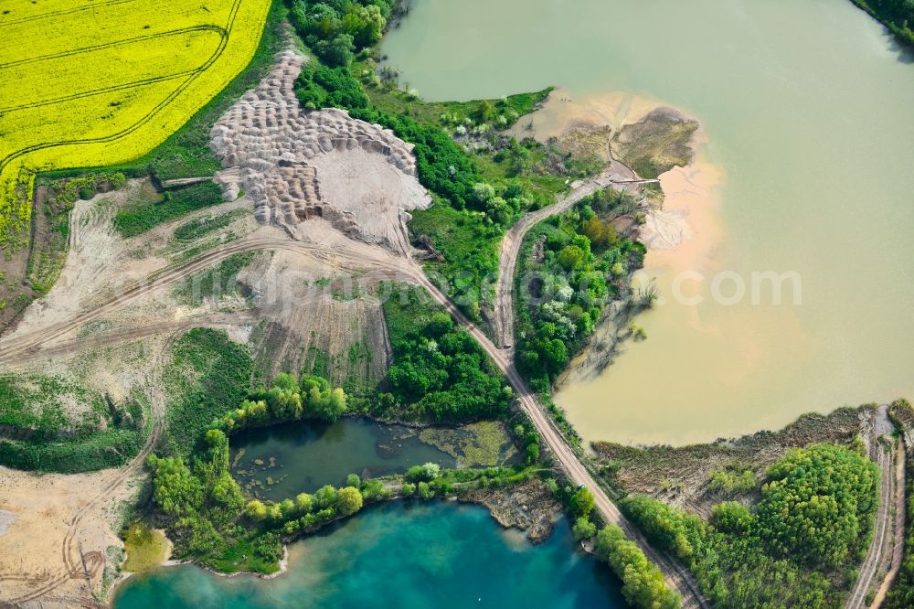 Aerial photograph Arnstadt Rudisleben - View of lakes in the district of Rudisleben in Arnstadt in the state of Thuringia