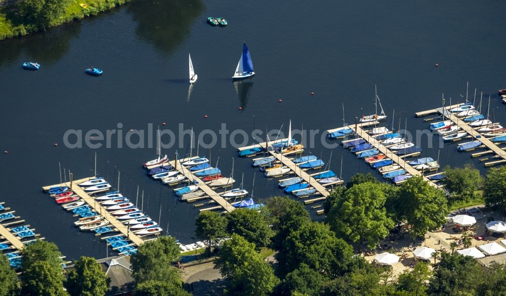 Bochum from the bird's eye view: Sailing boat dock at the shore of Lake Kemnade - Reservoir at Bochum in North Rhine-Westphalia