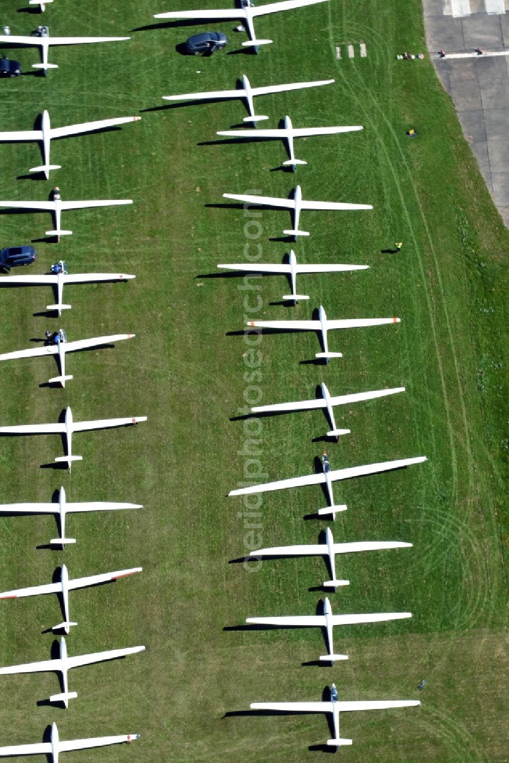 Kamenz from the bird's eye view: Gliding field on the airfield of Kamenz in the state Saxony