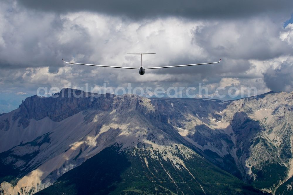 Aerial photograph Montmaur - Glider and sport airplane LS-8 D-1896 in flight over the 2709m high peak of Pic de Bure at Montmaur in Provence-Alpes-Cote d'Azur, France