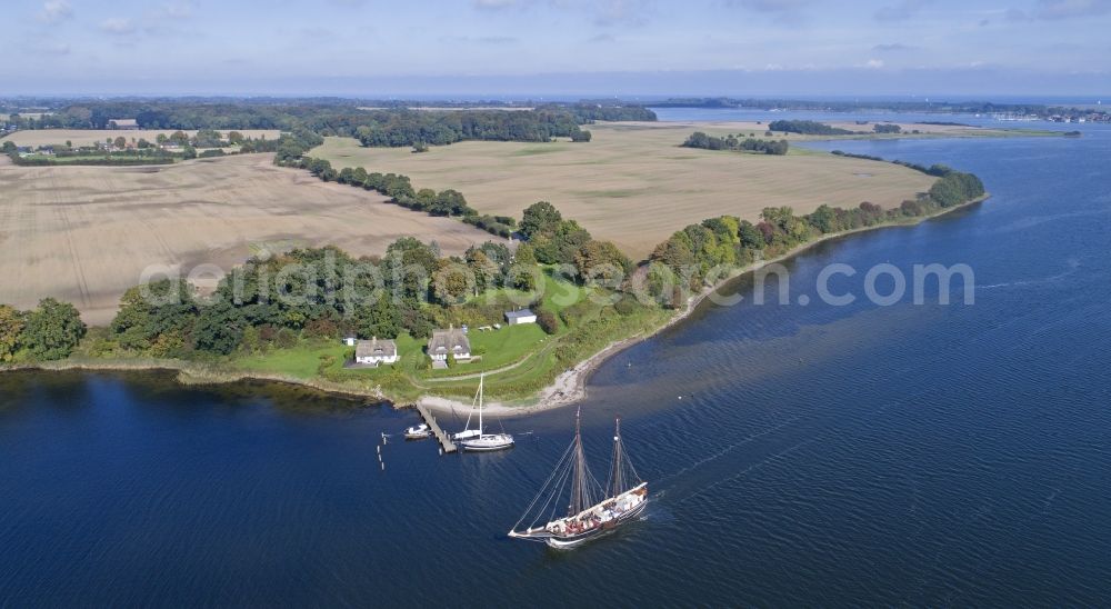 Kappeln from the bird's eye view: Sailing ship on the Baltic Sea Fjord Schlei between Rabelsund and the district Ellenberg in Kappeln on the Baltic Sea Fjord Schlei in the state Schleswig-Holstein, Germany