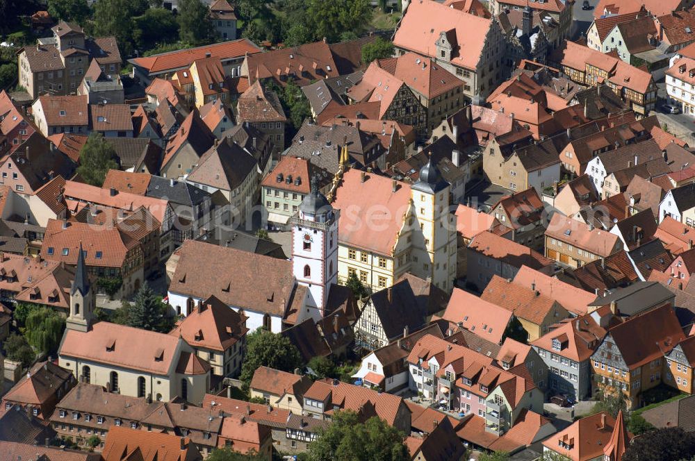 Aerial image Marktbreit - Das Seinsheimer Schloß, evangelische Kirche St. Nikolai und die katholische Kirche St. Ludwig. Im Schloss befinden sich heute ein Cafe, Weinstube, Stadtbücherei, Musikschule, Rotes Kreuz und das Städtischen Archiv. Adresse: evangelisches Pfarramt Marktbreit, Pfarrgasse 12, 97340 Marktbreit Tel.: 09332/1449 Adresse: kotholisches Pfarramt, Bahnhofstraße 5a, 97340 Marktbreit Tel.: 09332/ 1518