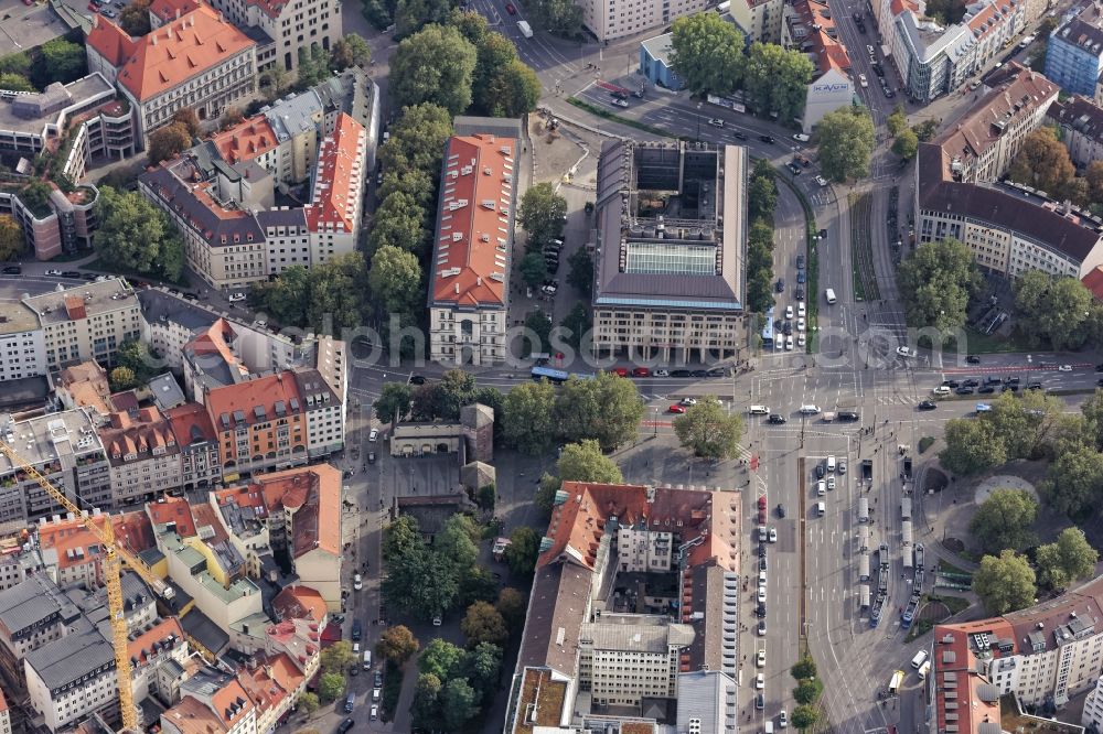 München from the bird's eye view: Ensemble space Sendlinger- Tor- Platz in the inner city center in Munich in the state Bavaria