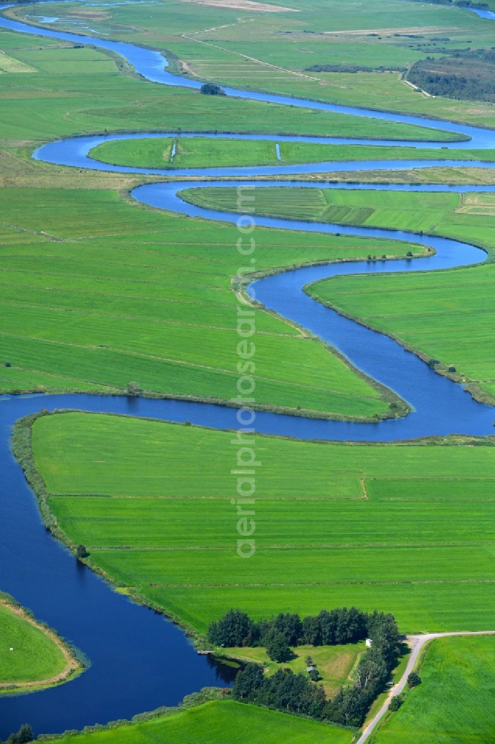 Meggerdorf from above - Meandering, serpentine curve of river Alte Sorge in Meggerdorf in the state Schleswig-Holstein, Germany