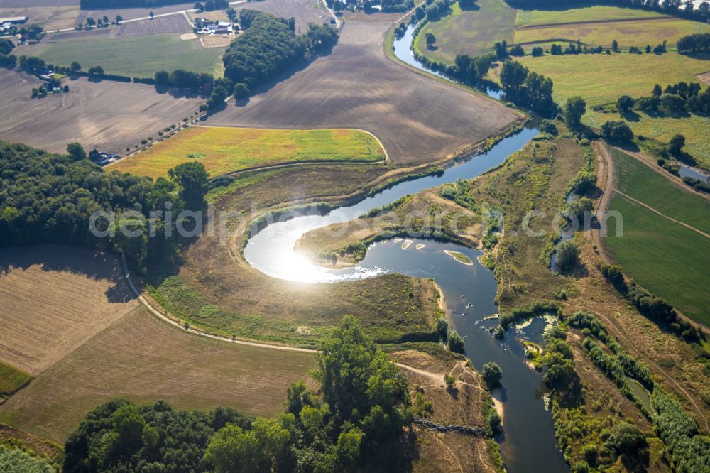 Aerial image Olfen - Meandering, serpentine curve of river of Lippe in Olfen in the state North Rhine-Westphalia, Germany