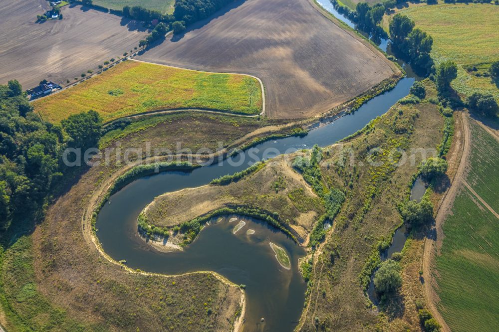 Aerial image Olfen - Meandering, serpentine curve of river of Lippe in Olfen in the state North Rhine-Westphalia, Germany