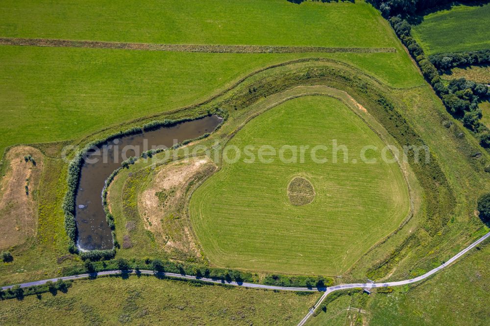 Aerial photograph Datteln - meandering, serpentine curve of river of Lippe in Olfen in the state North Rhine-Westphalia, Germany