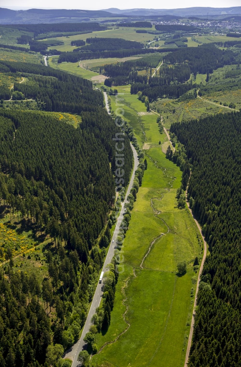 Aerial photograph Winterberg - Serpentine curve of a river Ruhr in Winterberg in the state North Rhine-Westphalia