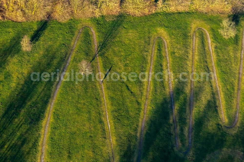 Aerial photograph Ennepetal - Serpentine-shaped curve of a road guide in Ennepetal in the state North Rhine-Westphalia, Germany