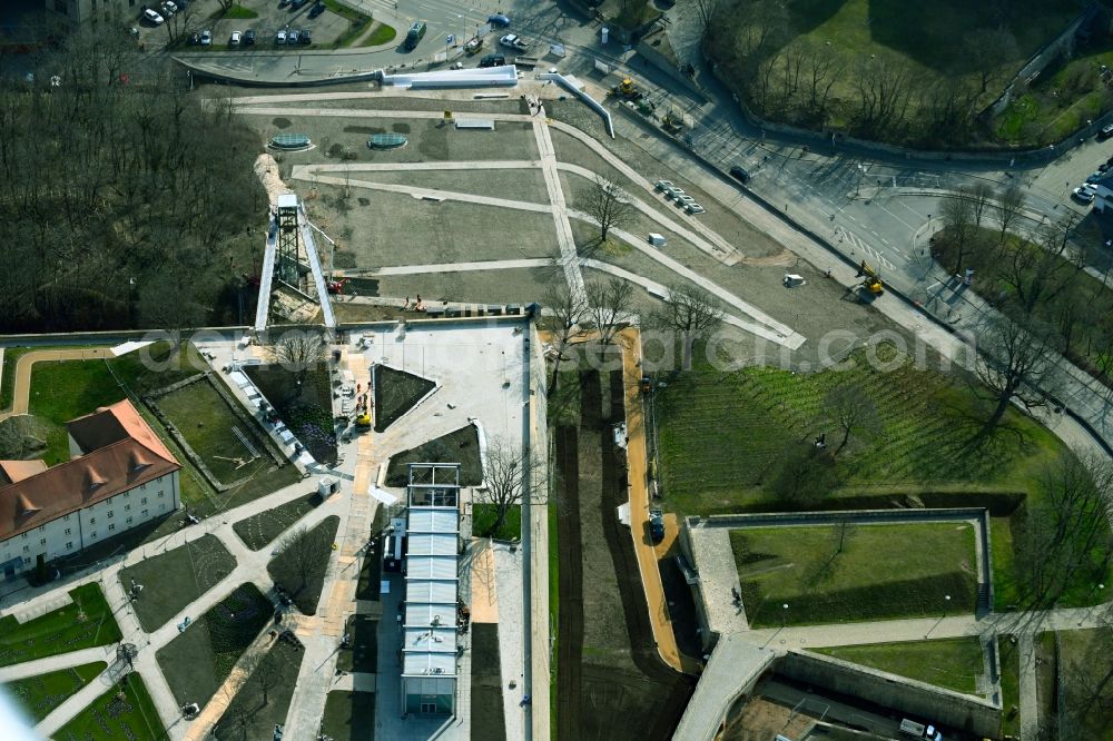 Aerial photograph Erfurt - Serpentine-shaped curve of a road guide in the district Altstadt in Erfurt in the state Thuringia, Germany