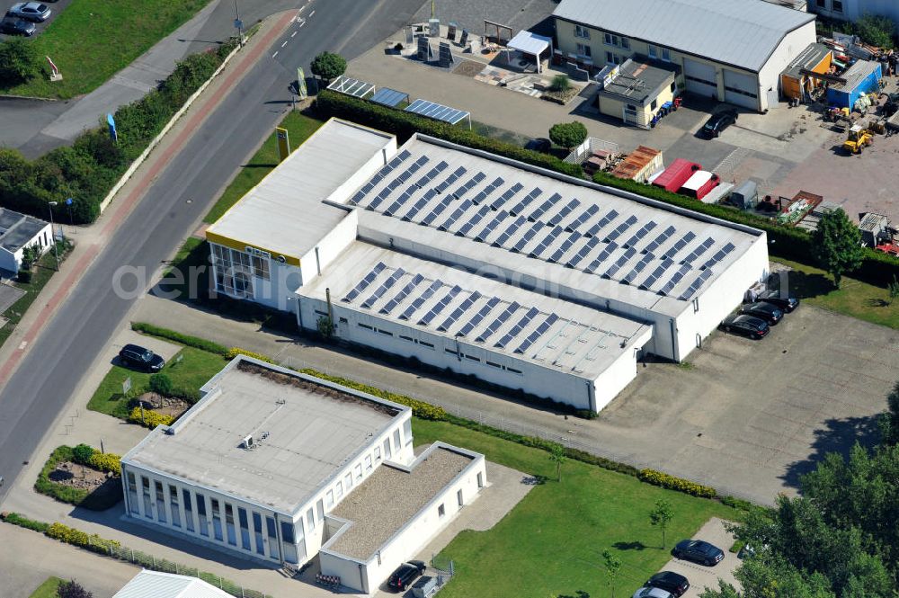 Aerial photograph Bergkamen - Rünthe - Schulungsgebäude mit Schulungswerkstatt Service Training Opel in Bergkamen in Nordrhein-Westfalen / North Rhine-Westphalia. Ein Projekt der Unternehmensgruppe Markus Gerold.