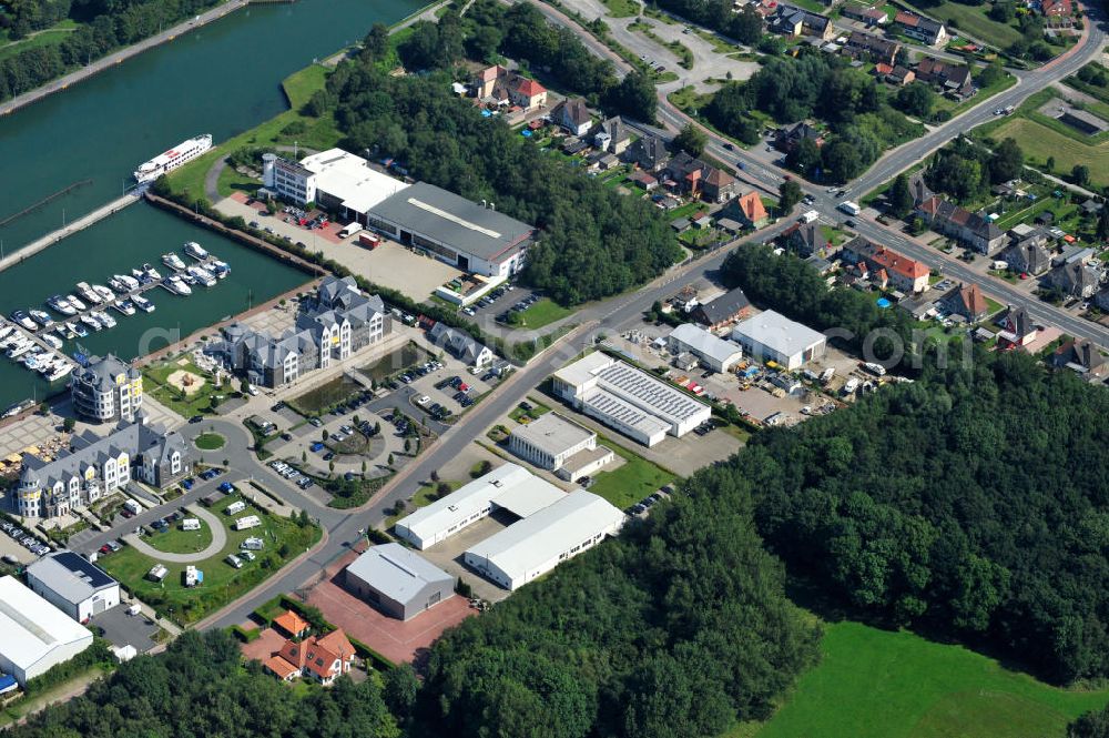 Aerial photograph Bergkamen - Rünthe - Schulungsgebäude mit Schulungswerkstatt Service Training Opel in Bergkamen in Nordrhein-Westfalen / North Rhine-Westphalia. Ein Projekt der Unternehmensgruppe Markus Gerold.