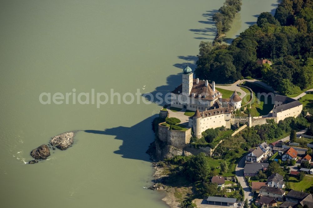 Aerial photograph Schönbühel - Servite Schoenbuehel Castle on the Danube in Lower Austria in Austria in Schoenbuehel