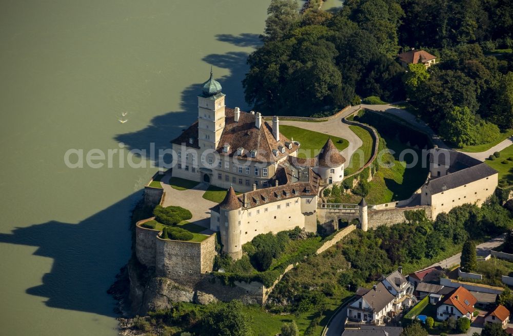 Schönbühel from above - Servite Schoenbuehel Castle on the Danube in Lower Austria in Austria in Schoenbuehel