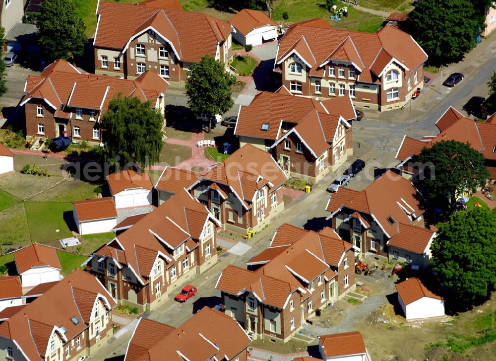 Bottrop from the bird's eye view: Blick auf die Zechensiedlung in der Friedrich-Ebert-Strasse.