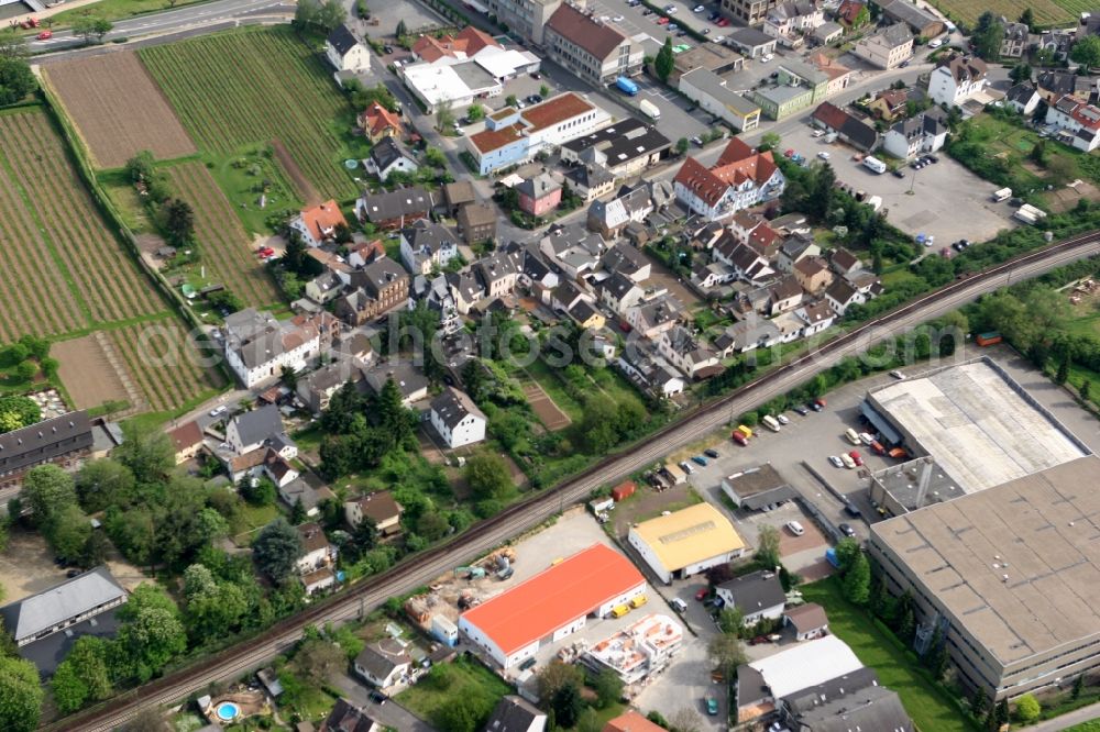 Aerial image Oestrich-Winkel - Settlements on the banks of the Rhine in Oestrich-Winkel in Hesse