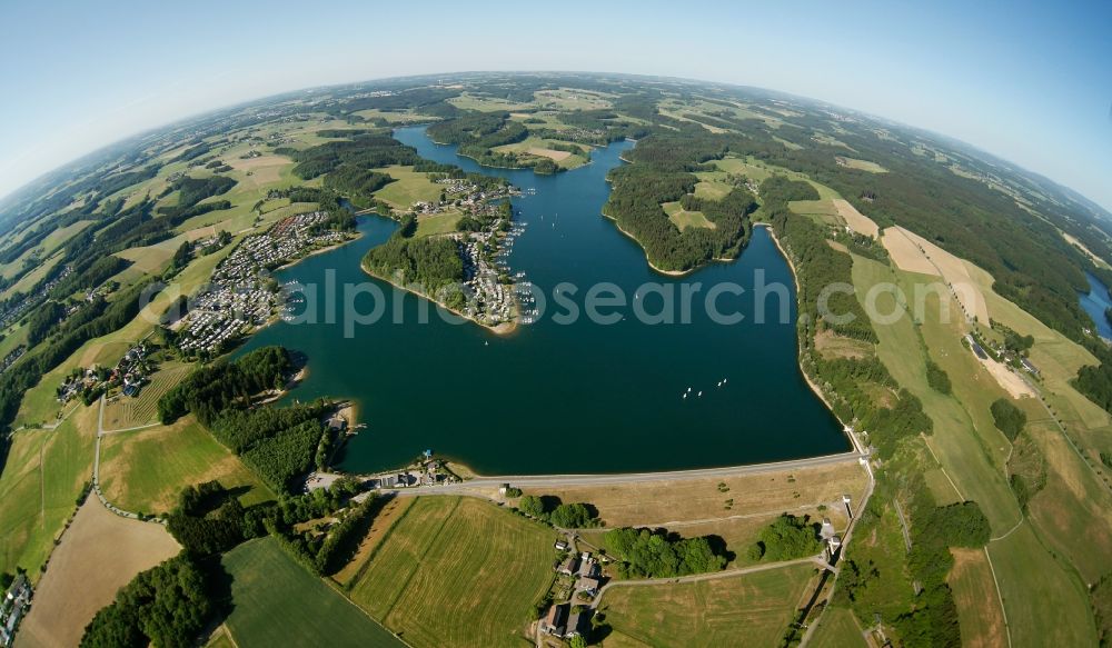 Aerial photograph Hückeswagen - Settlements on the banks of the river Wupper along the Bevertalsperre in Hueckeswagen in North Rhine-Westphalia