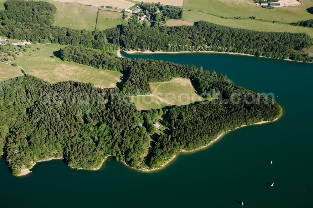 Aerial image Hückeswagen - Settlements on the banks of the river Wupper along the Bevertalsperre in Hueckeswagen in North Rhine-Westphalia