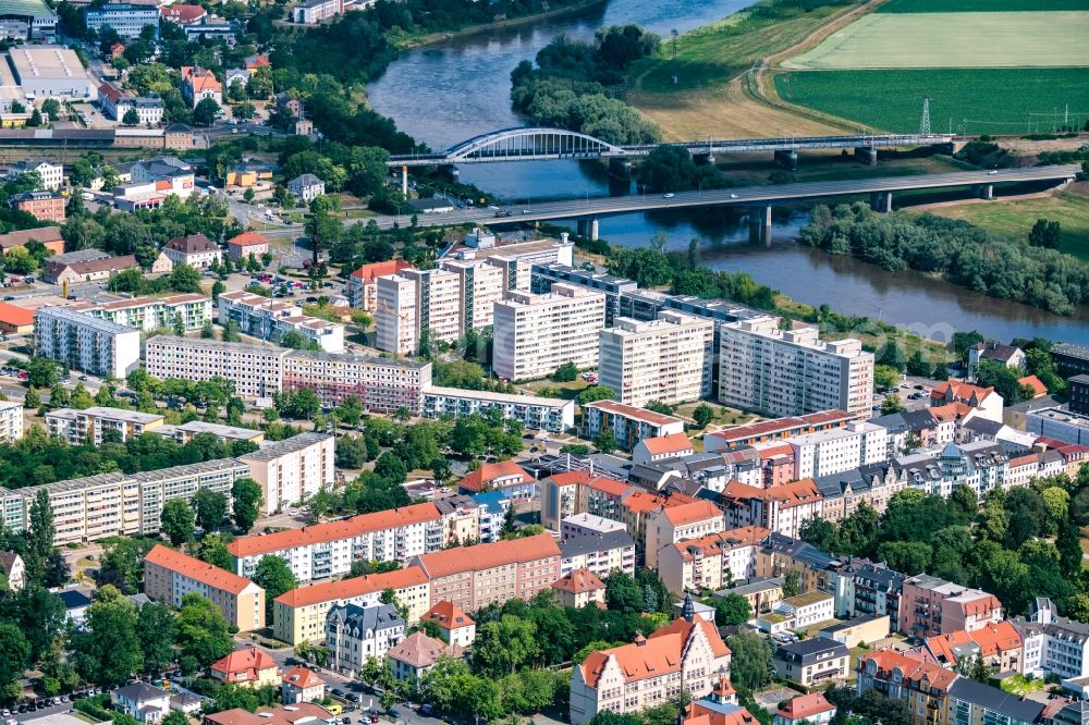 Aerial photograph Riesa - Settlement area on the Elbe in Riesa in the state Saxony, Germany