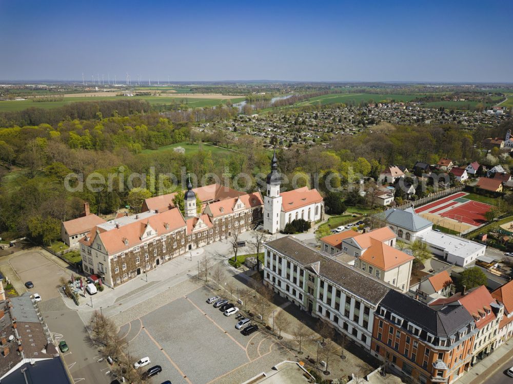 Aerial image Riesa - Settlement area on the Elbe in Riesa in the state Saxony, Germany